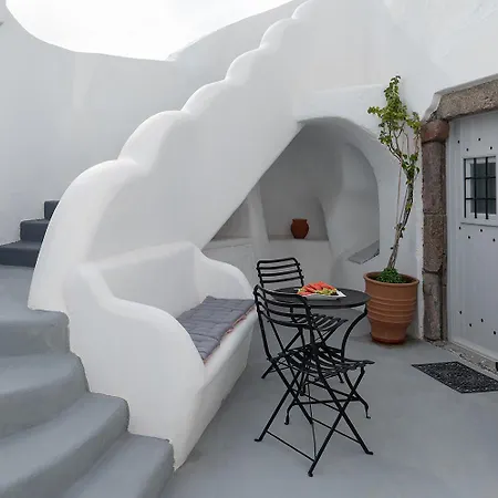 The Wine Nest