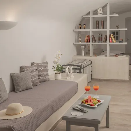 The Wine Nest ميغالوخوري