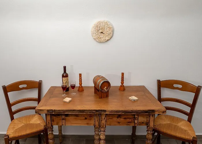 The Wine Nest شقة ميغالوخوري