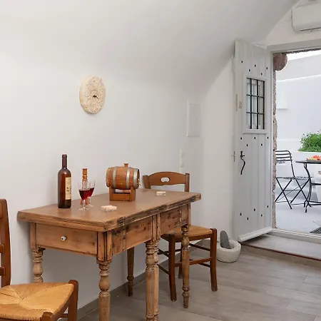 公寓 The Wine Nest